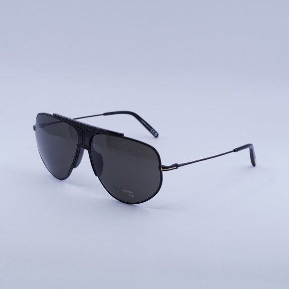 Tom Ford Addison FT0928 02A Sunglasses Black Aviator Frame, Smoke Lenses - Picture 1 of 8